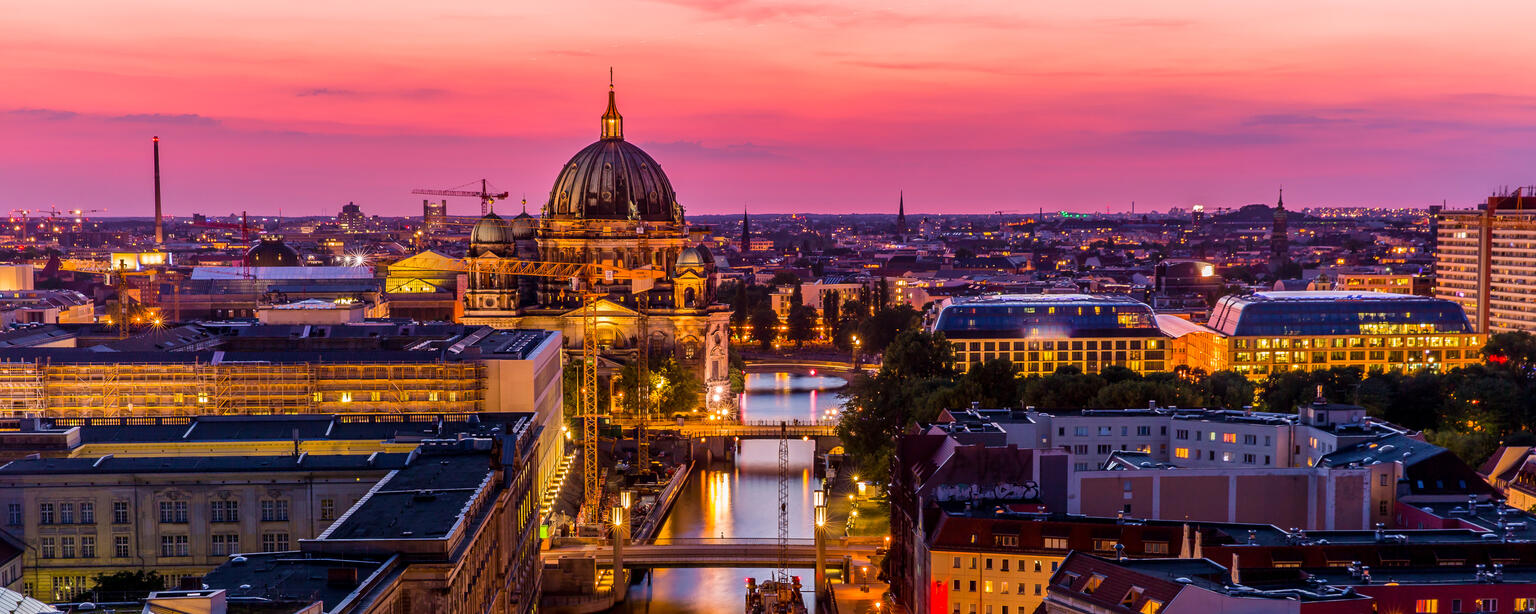 Abendstimmung Berlin (© Shutterstock)